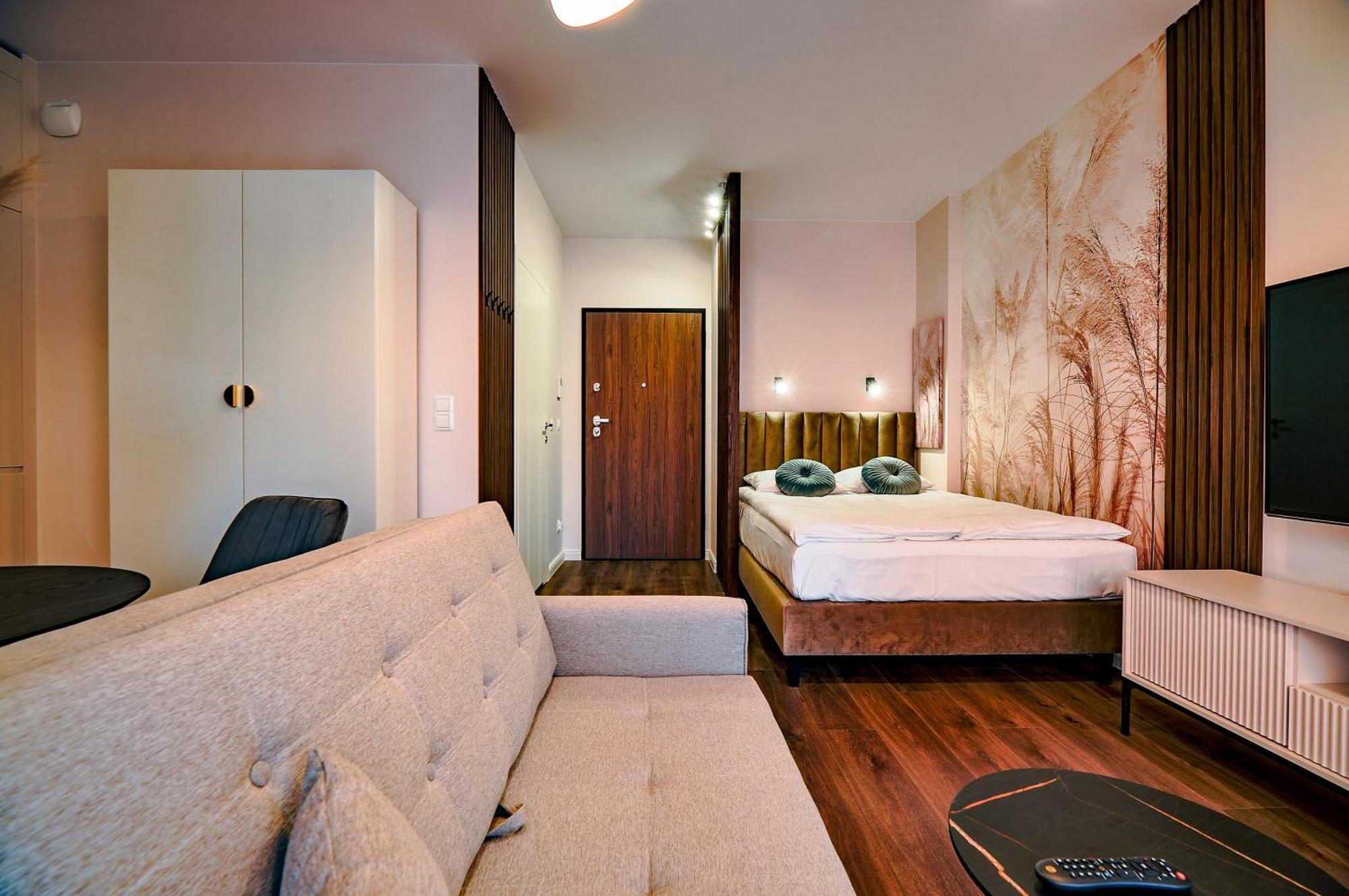 Apartment Citystay Scala Srodmiescie Z Uroczym Ogrodkiem